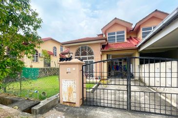 Taman Desa Bestari, Salak Tinggi