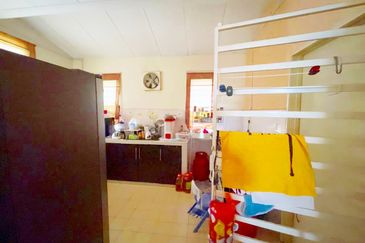 Taman Desa Bestari, Salak Tinggi