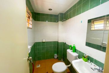 Taman Desa Bestari, Salak Tinggi