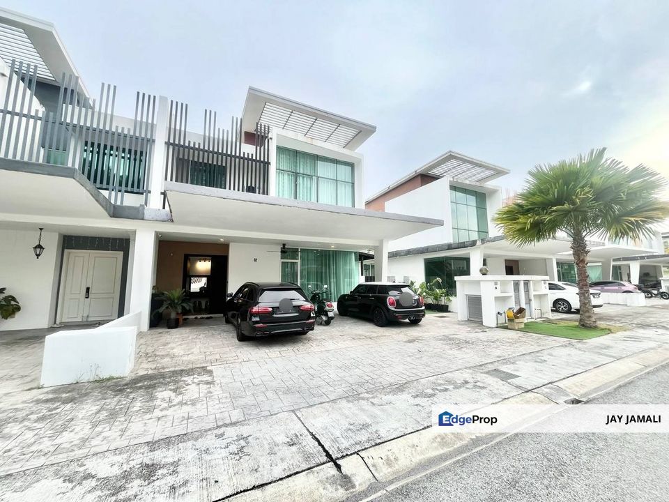 RENOVATED & EXTENDED | 2-Storey Semi-D Cassia Garden Residence Cyberjaya For Sale, Selangor, Cyberjaya