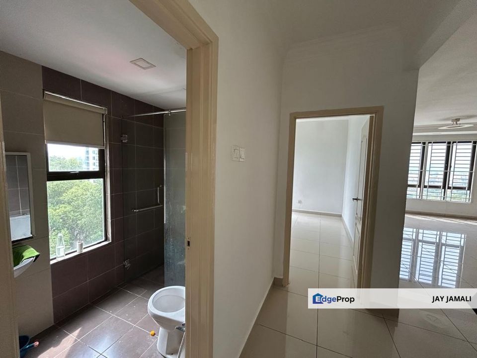 Spacious 4-Bedroom Condo @ Atmosfera, Puchong – 1,455 sqft | Freehold | RM600K (NEGO) For Sale, Selangor, Puchong