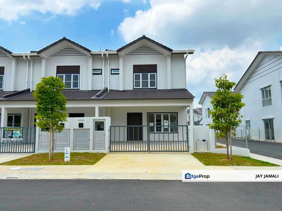 FOR RENT: Double Storey Terrace (End Lot) @ M Senyumia, Sepang, Selangor, Sepang