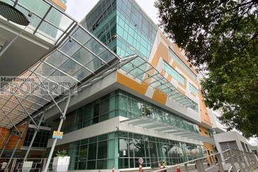 Pusat Komersil Southgate