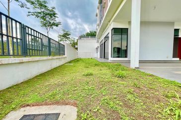 Horizon Hills The Woodlands 3 Storey Semi-D Endlot 45x80 Original Brand New Unblock View G&G