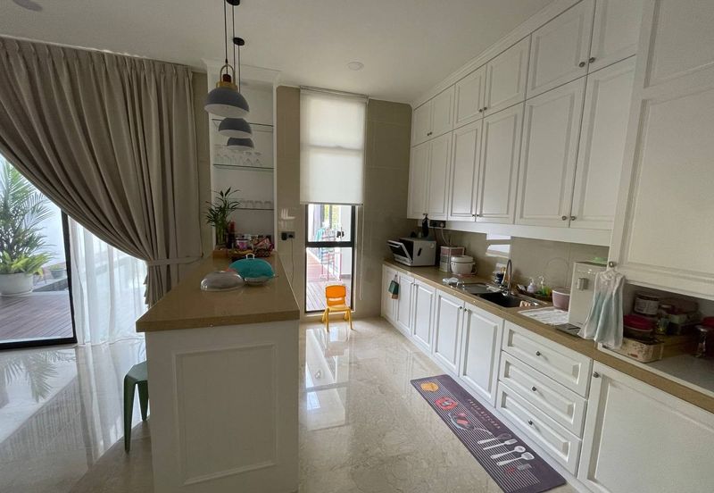 Noble Park @ East Ledang