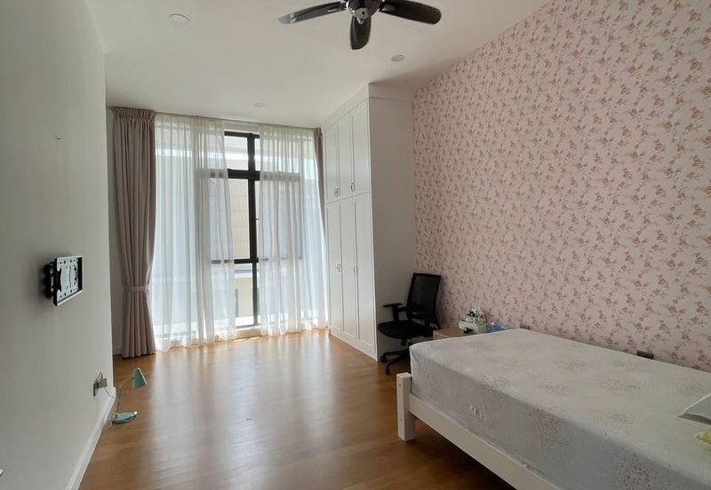 Noble Park @ East Ledang