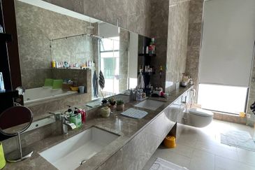 Noble Park @ East Ledang