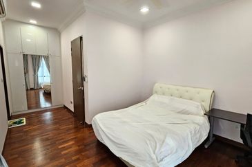 The Canal Garden South, Horizon Hills