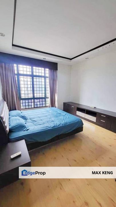 JB Town Wadihana Condominium High Floor Renovated Furnished G&G, Johor, Johor Bahru