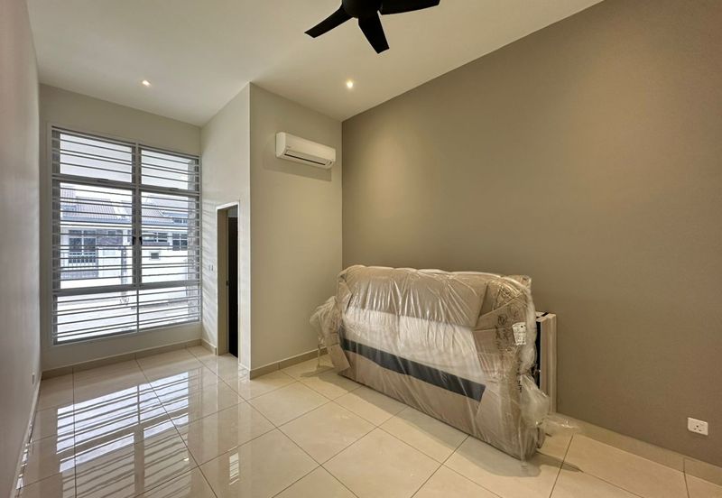 Iconia Garden Residence @ Taman Impian Emas