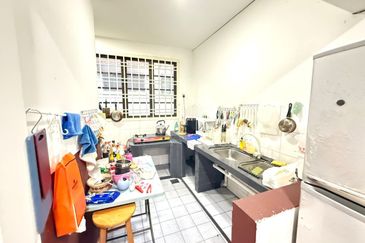 Taman D Utama Perling