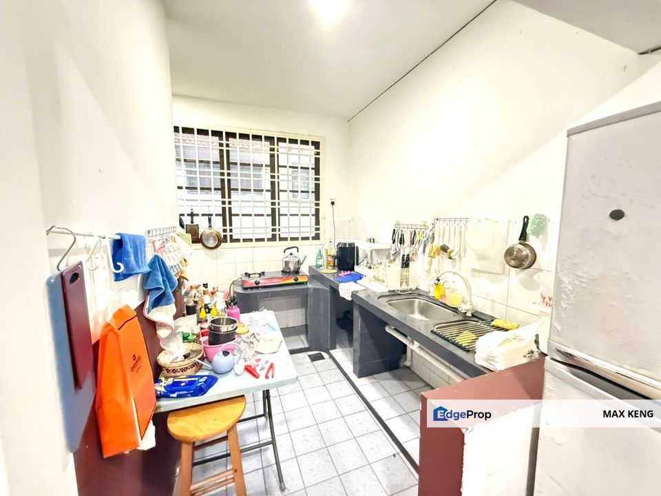 Perling Taman D'Utama Double Storey Terrace 22x75 Renovated Furnished Extension G&G, Johor, Johor Bahru