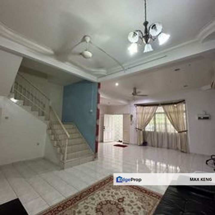 Kulai Utama Jalan Anggerik Double Storey Terrace 22x70 Renovated Furnished, Johor, Kulai