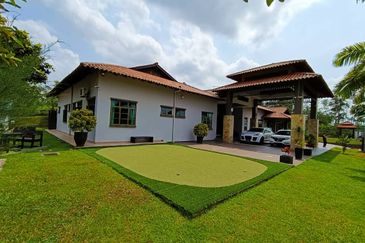 Desa Palma, Nasa City