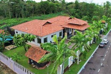 Desa Palma, Nasa City