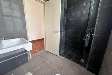 The Canal Garden South, Horizon Hills