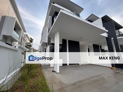 Bukit Indah 11 Garden Villas Double Storey Cluster 34x75 Renovated Furnished Unblock View G&G, Johor, Johor Bahru