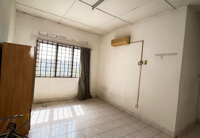 Selesa Puteri Condominium