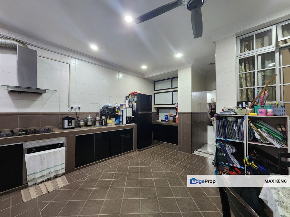 Bukit Tiram Jalan Ledang Double Storey 20x70 Fully Renovated Furnished Extension, Johor, Ulu Tiram