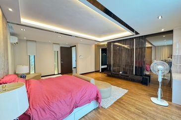 The Straits View Residences