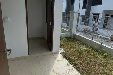 Laman Citra Gelang Patah Double Storey Terrace 22x75 Original Brand New G&G