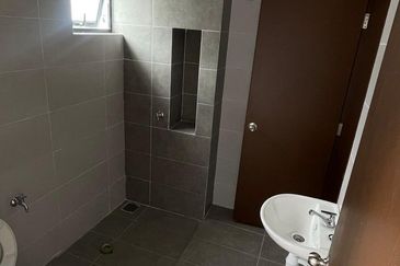 Laman Citra Gelang Patah Double Storey Terrace 22x75 Original Brand New G&G