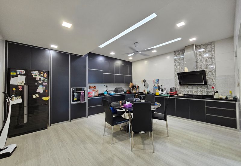 Taman Impian Heights