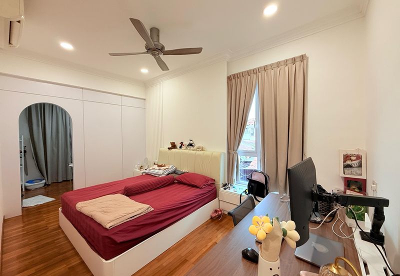 Taman Sutera Perling