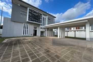 Bougain Villa @ Bandar Putra Kulai