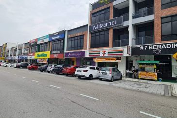68 Avenue @ Gelang Patah