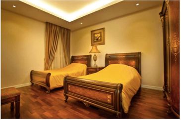 Horizon Hills Golf West Double Storey Link Bungalow Corner Fully Renovated Swimming Pool G&G