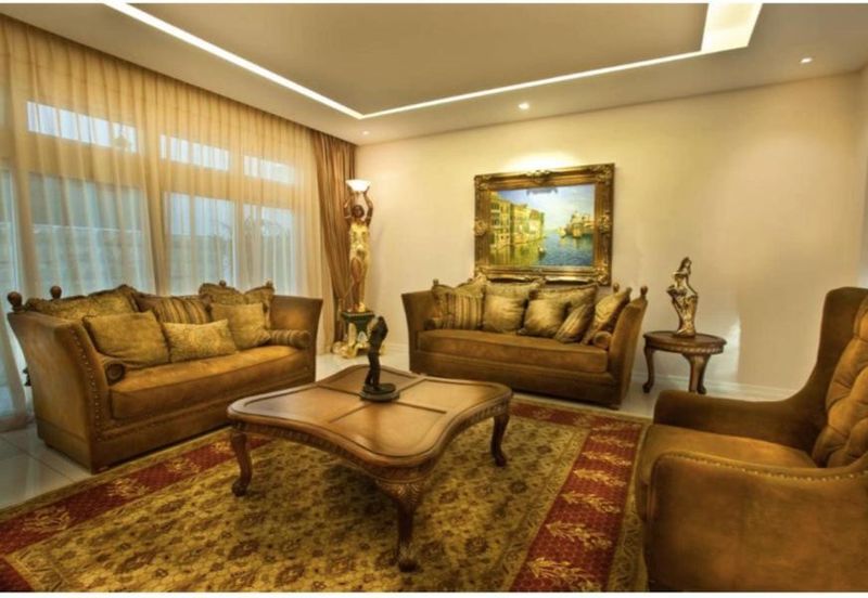 Horizon Hills Golf West Double Storey Link Bungalow Corner Fully Renovated Swimming Pool G&G