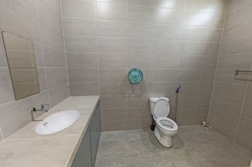 The Country Residency