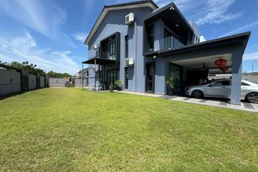 Twin Villas II @ Nusa Idaman