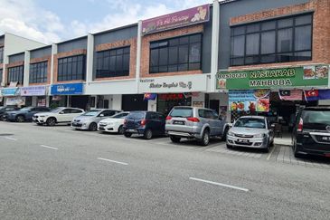 Pusat Komersial Suria (68 Avenue)