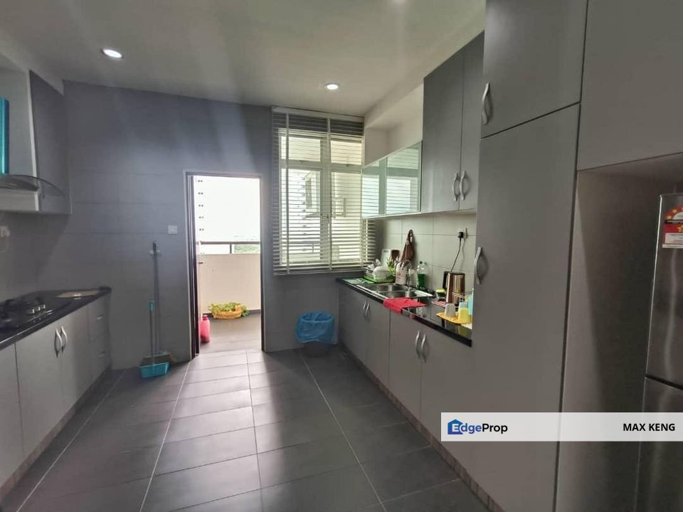 Full Loan Cash Out Anjung Seri Condominium Fully Renovated Furnished G&G, Johor, Masai