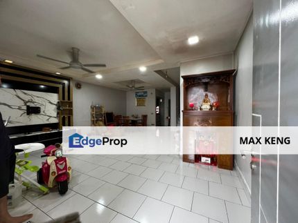 Bukit Indah 29 Indah Square Double Storey 20x70 Renovated Furnished G&G, Johor, Bukit Indah