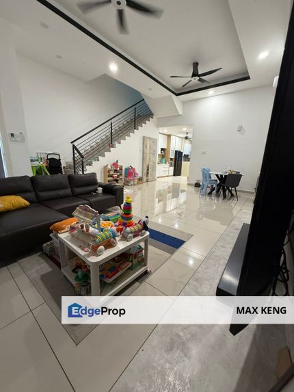 Bandar Indahpura Kulai 3 Storey Terrace 22x70 Fully Renovated Furnished G&G, Johor, Kulai