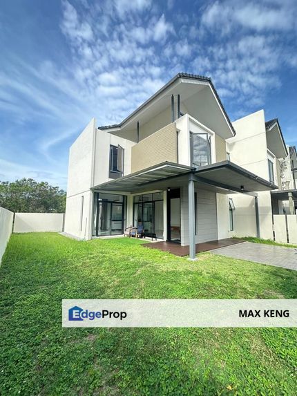 Avira Garden Terrace Double Storey Endlot 39x65 Renovated Clubhouse G&G, Johor, Nusajaya