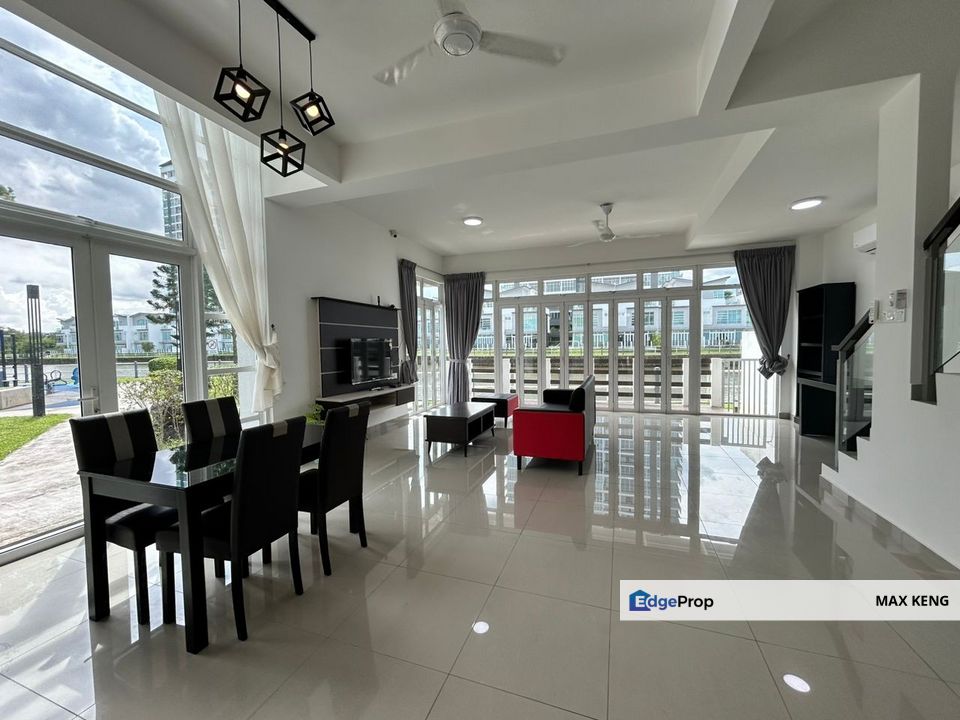 D'Lagoon Villa Taman Seri Austin 3 Storey Endlot 30x55 Facing Lakeview Clubhouse G&G, Johor, Johor Bahru