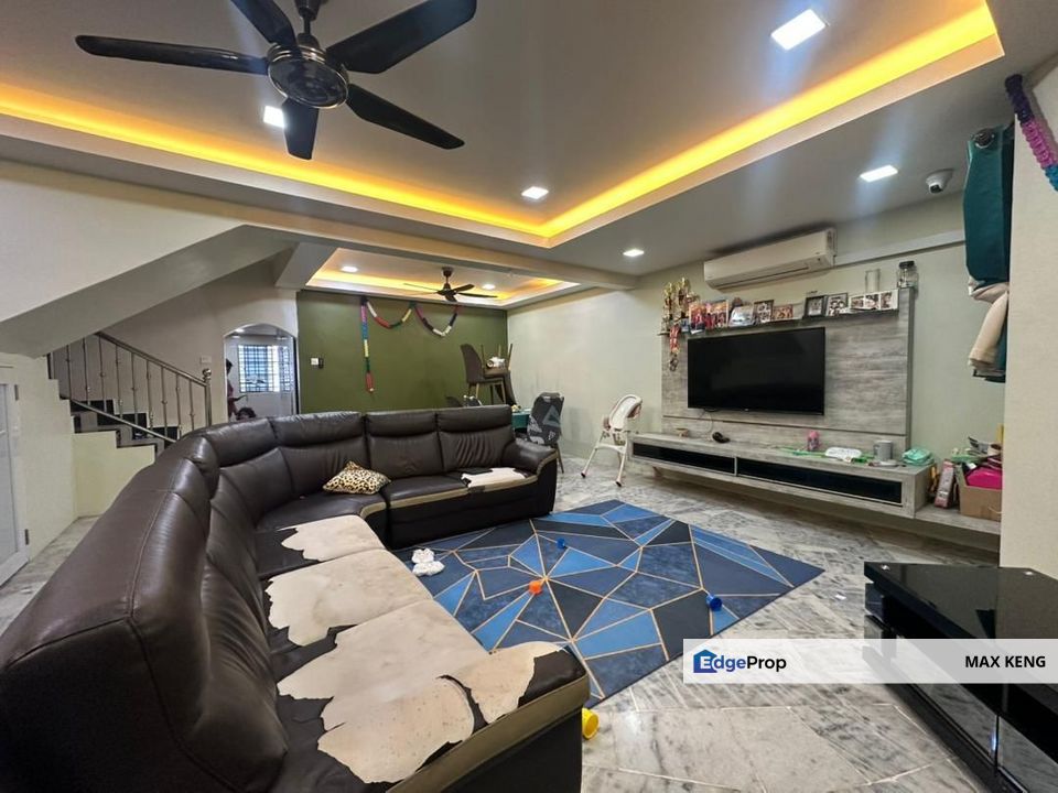 Bandar Indahpura Kulai Jalan Teratai Double Storey 22x70 Fully Renovated Unblock View, Johor, Kulai