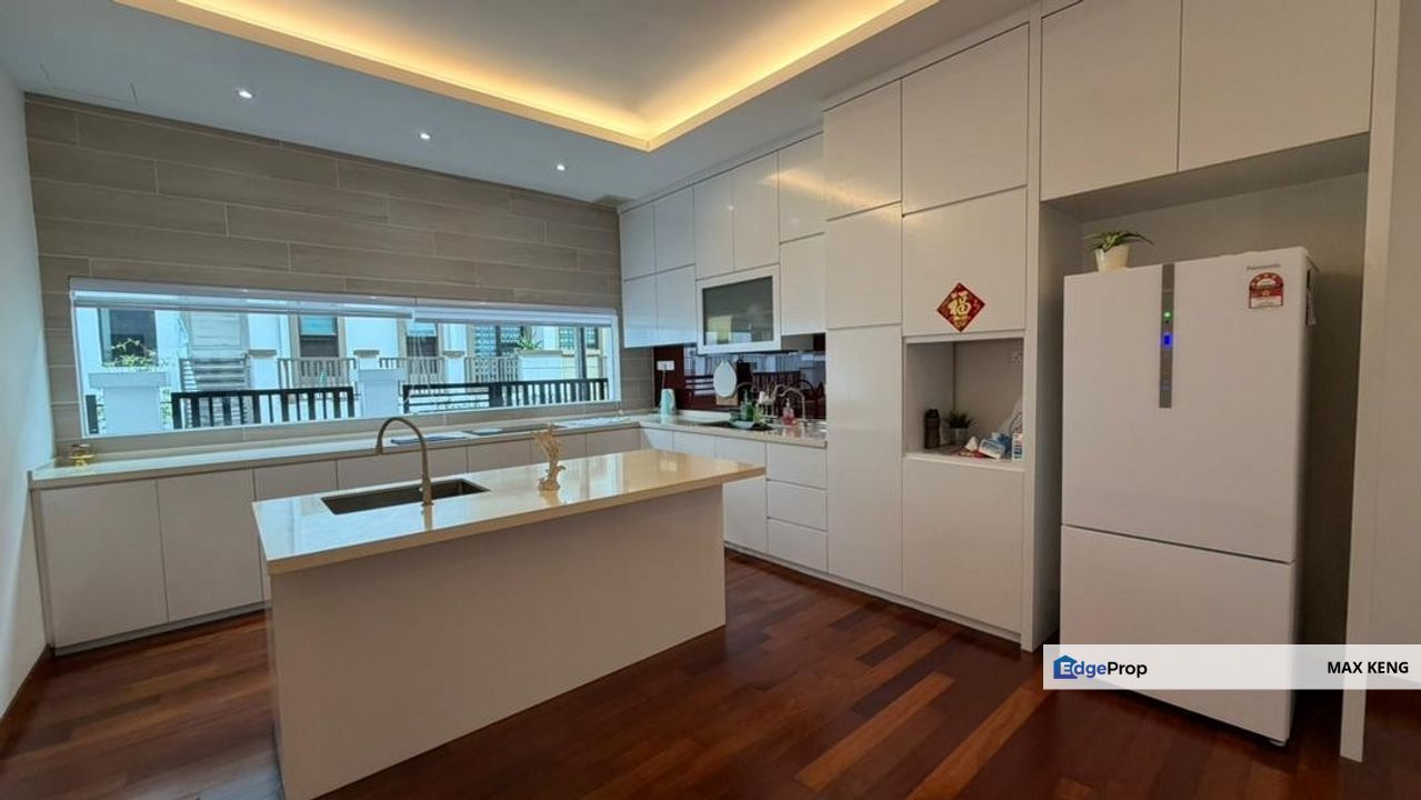 D'Serambi Taman Perling Double Storey Superlink Endlot 36x80 Fully Renovated Furnished G&G, Johor, Johor Bahru