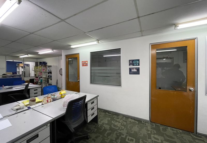 Adjoining 4.5 Storey Shop office for sale at Jalan Ipoh