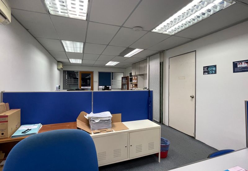 Adjoining 4.5 Storey Shop office for sale at Jalan Ipoh