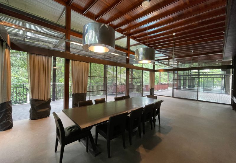 Luxury Bungalow with High Privacy sitting in Bukit Tunku!