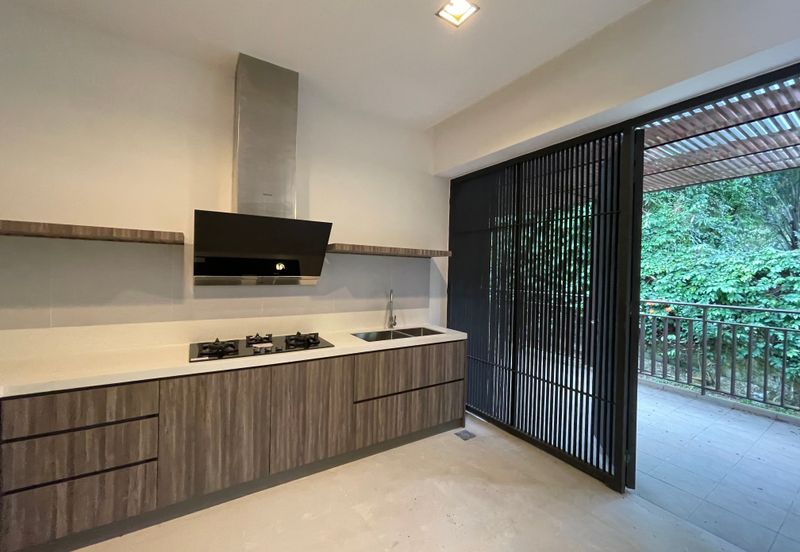 Luxury Bungalow with High Privacy sitting in Bukit Tunku!