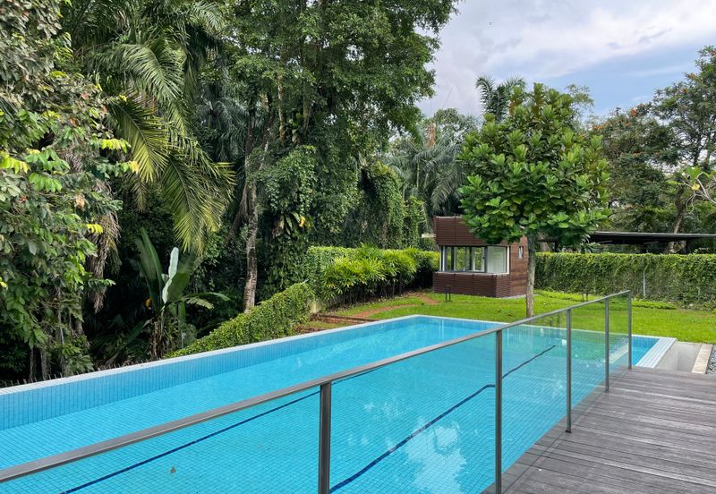 Luxury Bungalow with High Privacy sitting in Bukit Tunku!