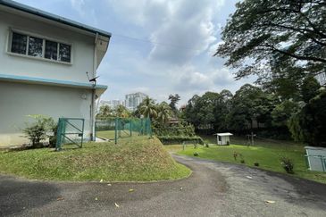 2 Storey Bungalow with Great Potential in Bukit Tunku!