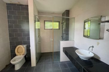 Corner Bungalow with Huge Land! Bandar Botanic, Klang