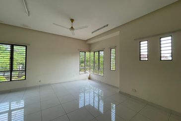 Corner Bungalow with Huge Land! Bandar Botanic, Klang